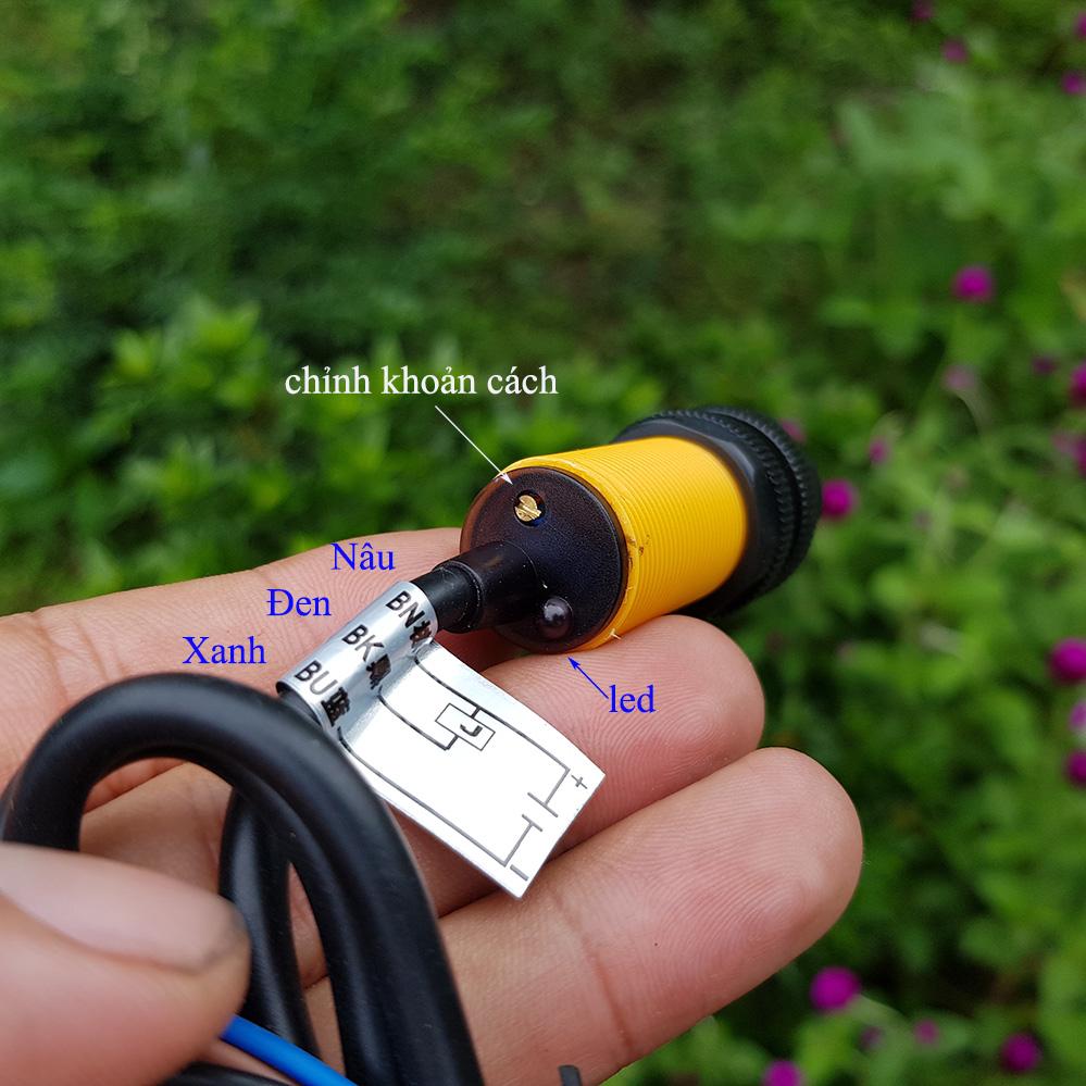 Công tắc cảm biến điện quang, model E18-D80NK - tiệm cận NPN 5 volt