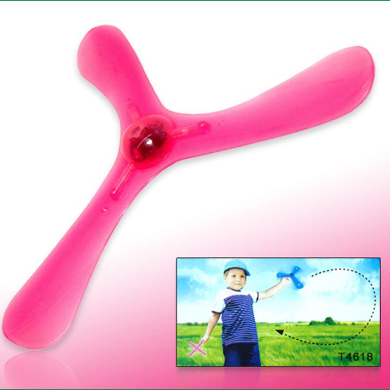 [HCM SHIP NHANH]Boomerang 3 cánh V.5 (Có Đèn Led, Màu Hồng)