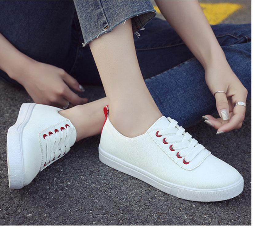 Giày sneaker nữ trắng R