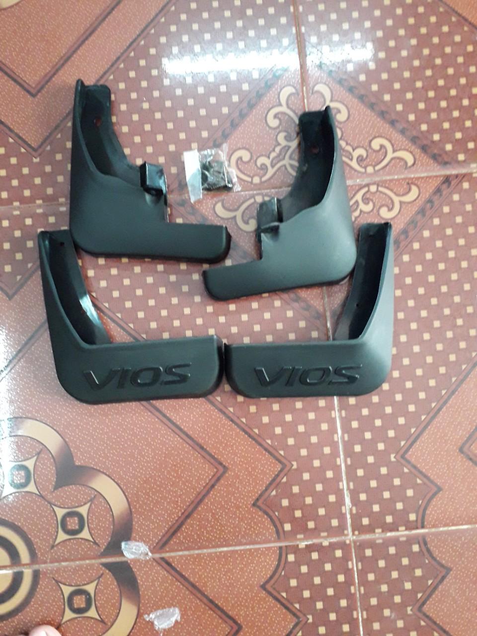Chắn bùn xe Vios 2013-2017.