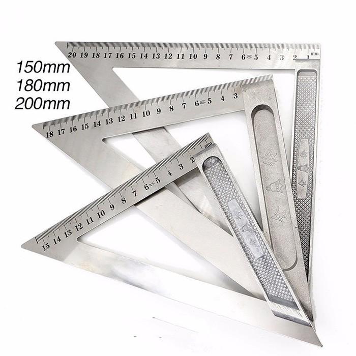 Thước eke Chuyên Dụng 200 mm