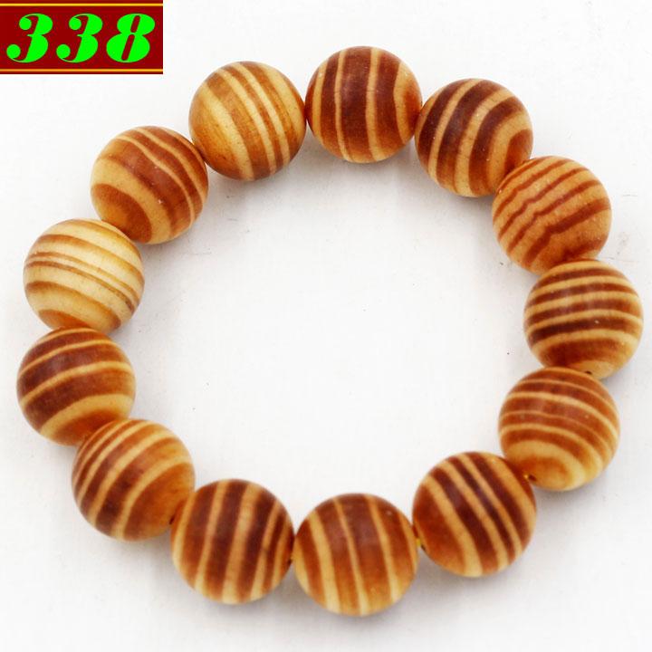 Chuỗi đeo tay gỗ Huyết rồng 15 ly 13 hạt