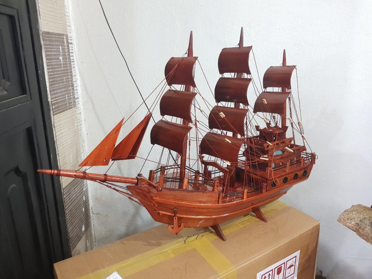 Thuyền  buồm gỗ -  - dài 80cm