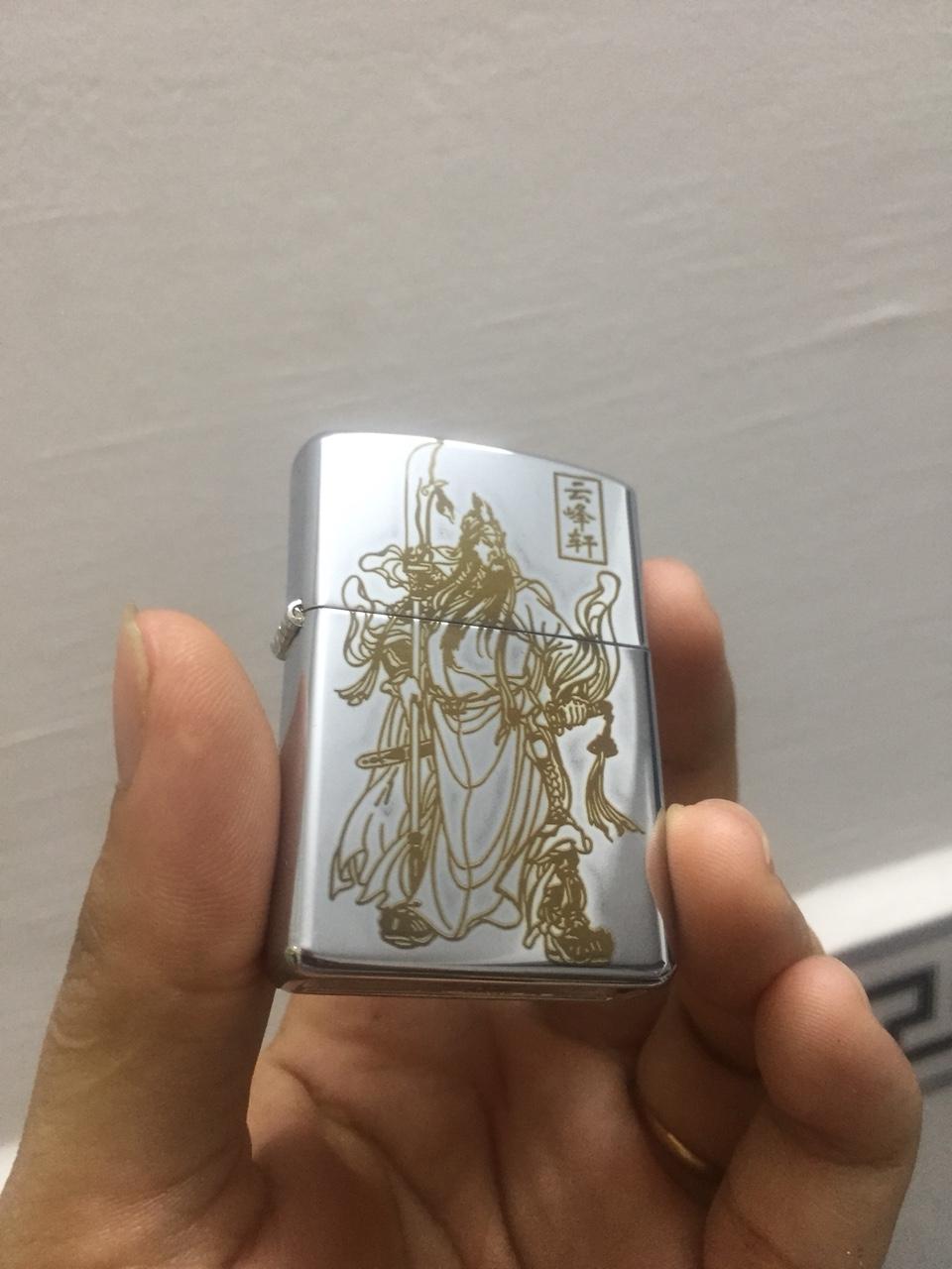 [HCM]Bật Lửa Zippo USA Hình Quang Công