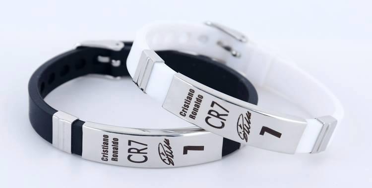Vòng đeo tay cầu thủ Cristiano Ronaldo  (vòng tay cr7)