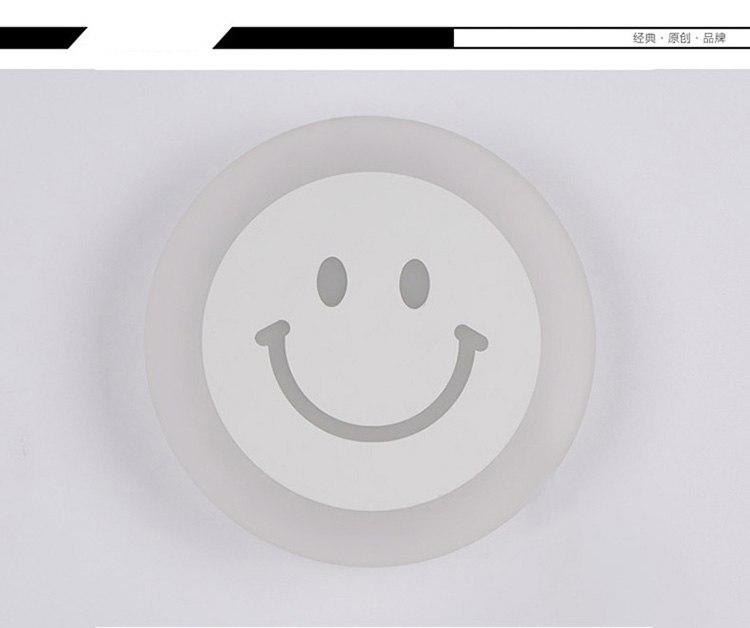 Đèn trang trí gắn tường icon smile C649
