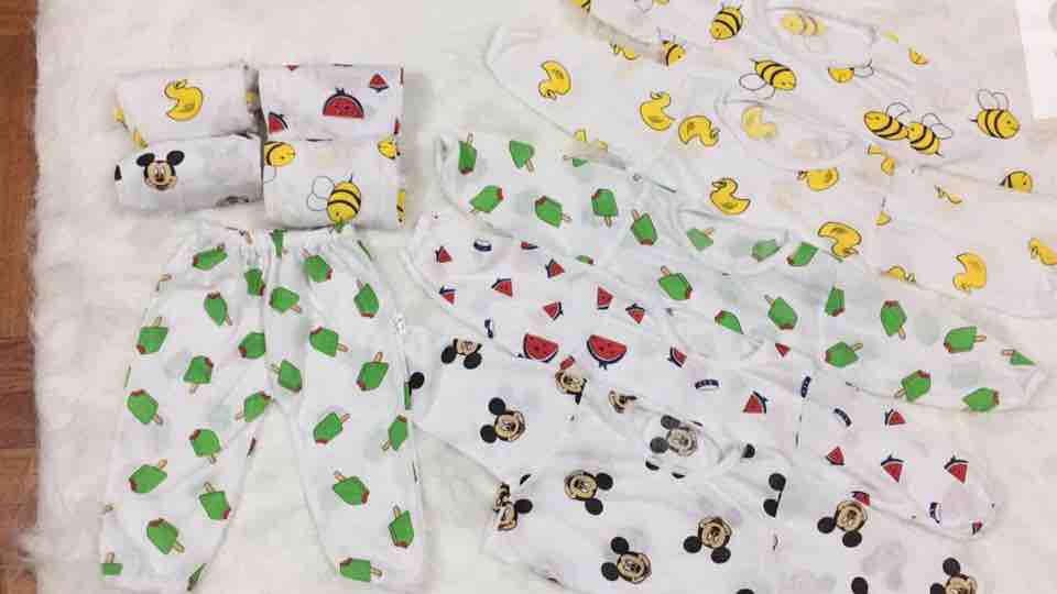 Sét 5 bộ quần áo dài tay cotton cho bé( KÈM QUÀ TẶNG )