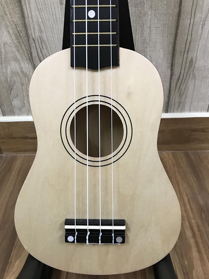 Đàn Ukulele soprano Gỗ giá rẻ 21 inch