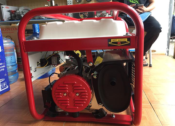 Máy phát điện Honda SH 4500E AVR (3 kw; xăng,đề)