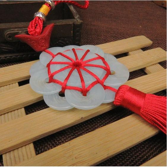Dây treo ô tô đồng tiền ngọc may mắn
