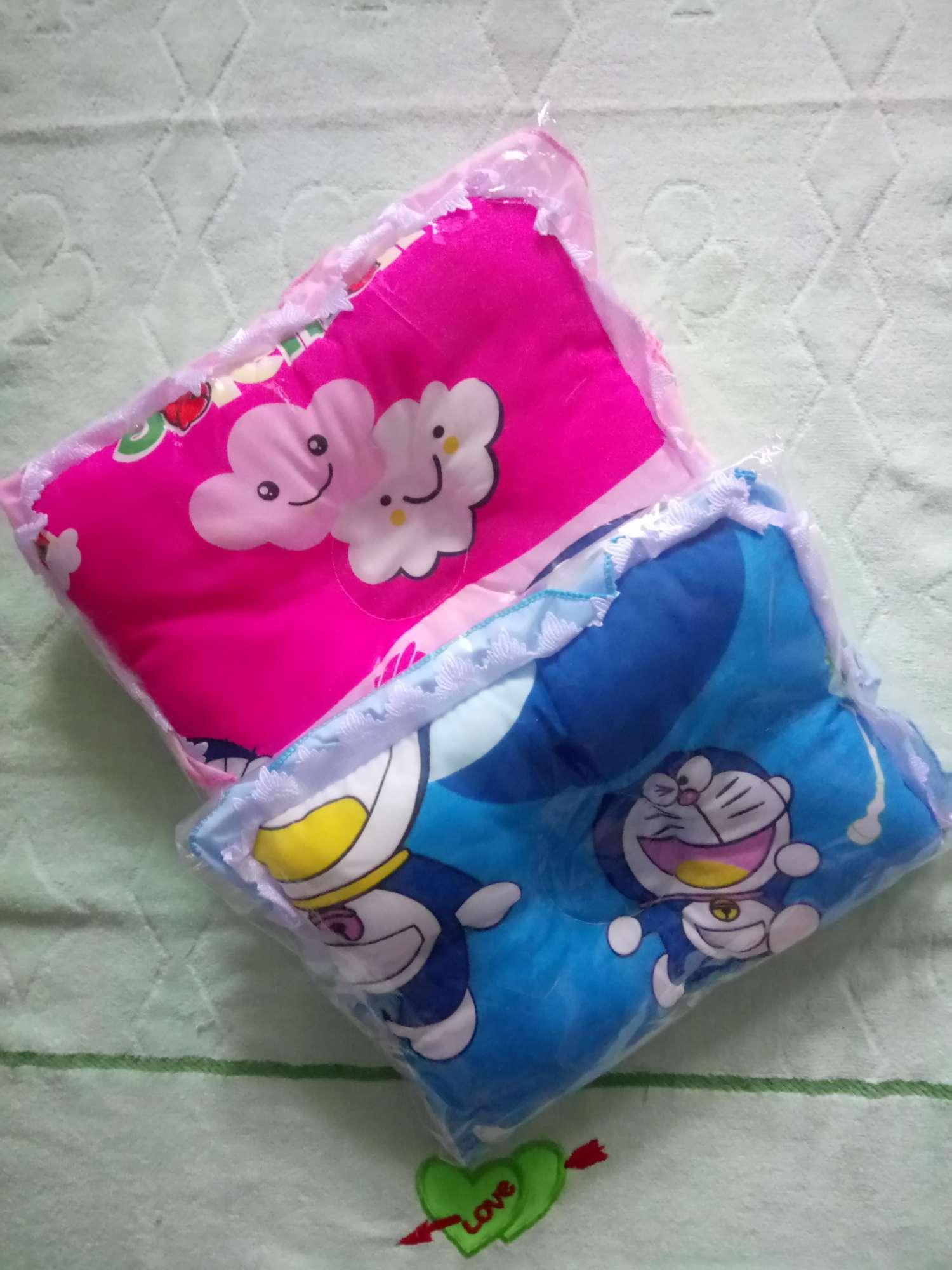 Gối lõm chống bẹp đầu sơ sinh