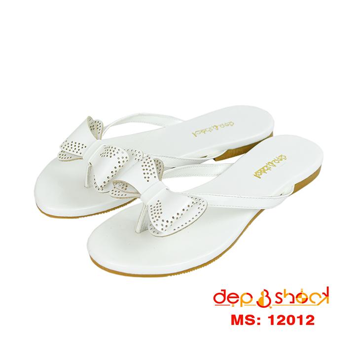 Dép kẹp nơ màu trắng có size nhỏ 33