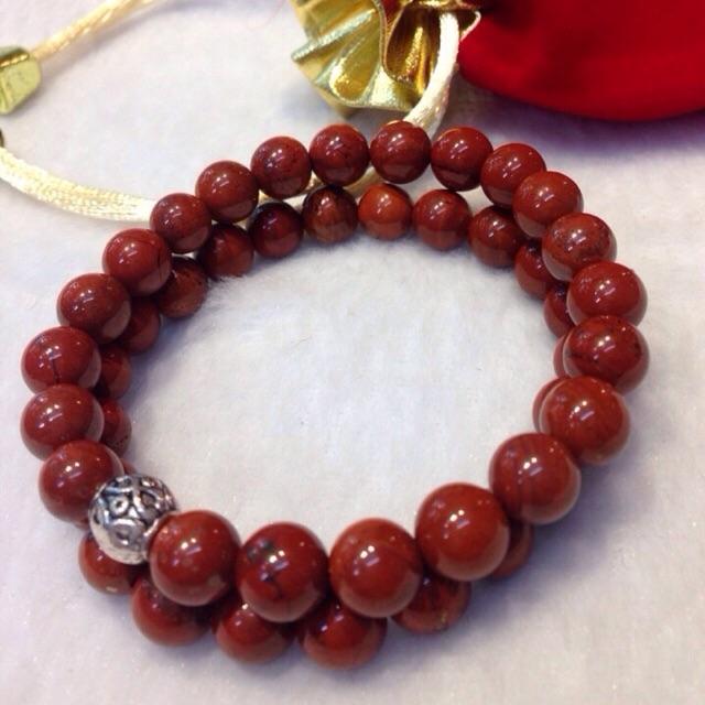 Vòng tay phong thủy đá Jasper đỏ 8 ly