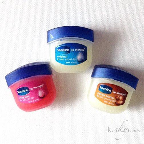 Sáp dưỡng môi vaseline