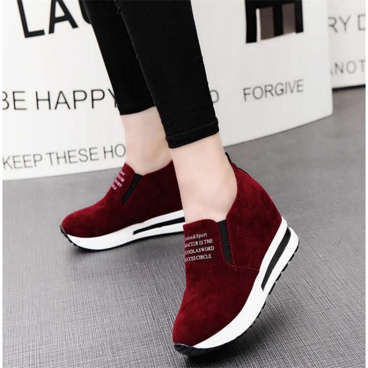 GIÀY SNEAKER ĐẾ ĐỘN PHONG CÁCH HÀN
