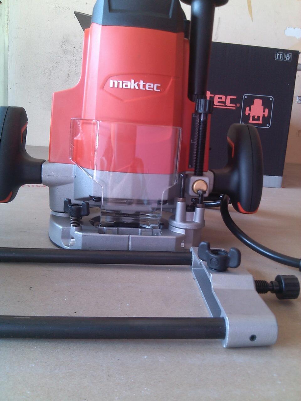 Máy Phay/ Máy Soi Gỗ Maktec MT362 - ABG shop