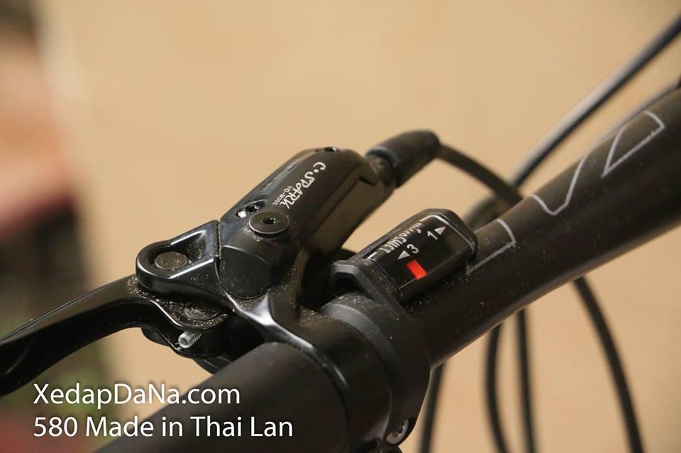 Alcott 580-XC màu đen đỏ