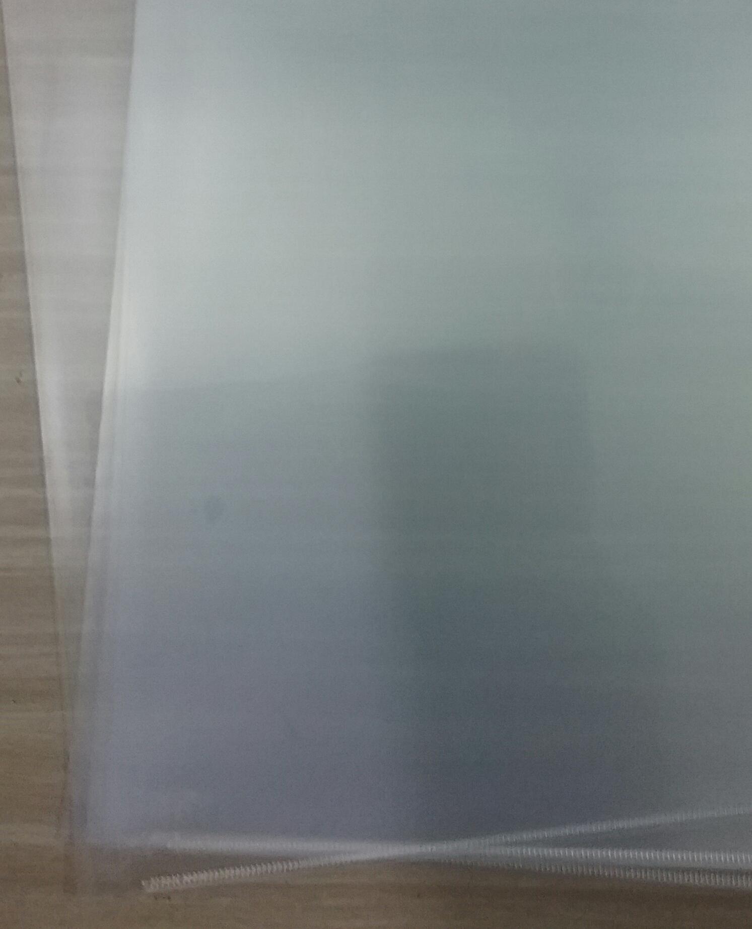 Xấp  20  cái  Bìa Lá  A4 PLUS  ( độ dày 0.15mm)