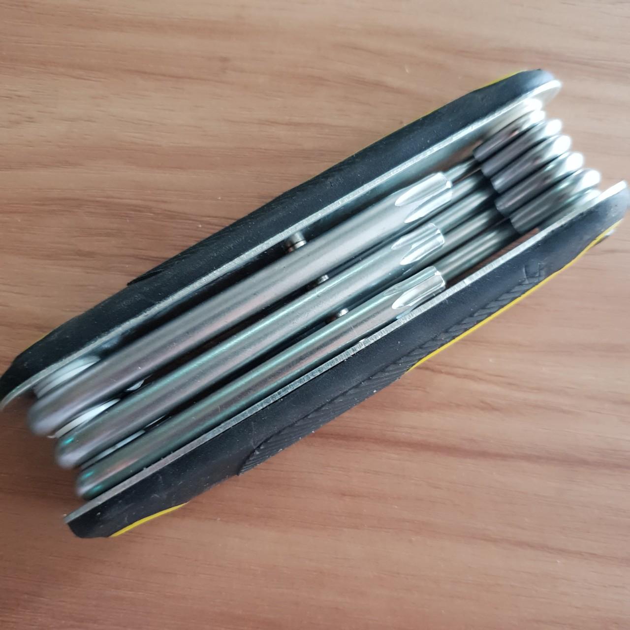 bộ 8 đầu lục giác gập Goodman