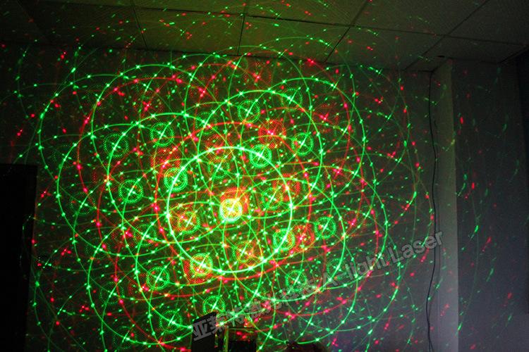 Đèn Chiếu Mini Laser Stage Lighting (đen)