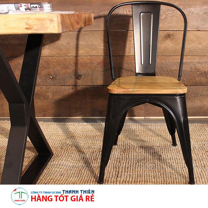 Ghế Tolix, ghế ăn, ghế cafe, ghế nội thất, ghế nhà hàng, ghế nhập khẩu đẹp tốt giá rẻ GCP 008A (có lót gỗ)