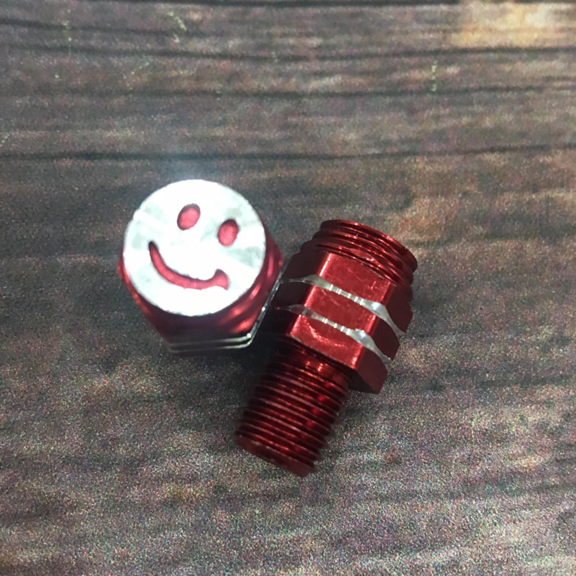 Ốc chân gương mặt cười thích hợp gắn cho mọi dòng xe máy - màu ĐỎ