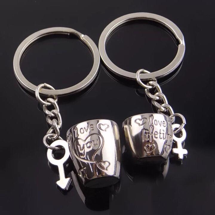 Móc Khóa Cặp Ly dành cho cặp đôi dễ thương