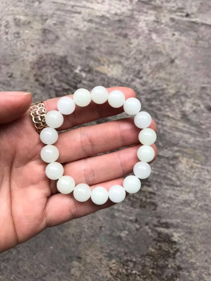 [HCM]VÒNG TAY ĐÁ DẠ QUANG BAN ĐÊM PHÁT SÁNG 10LY