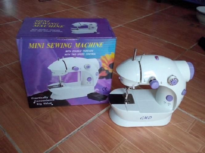 Máy May Để Bàn Mini Sewing Machine SM-202A