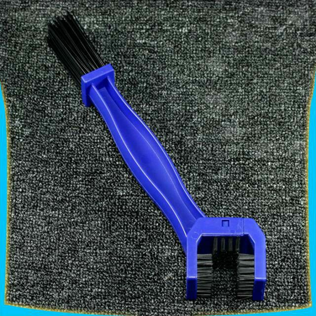 Bàn chải vệ sịn sên xe máy xe đạp