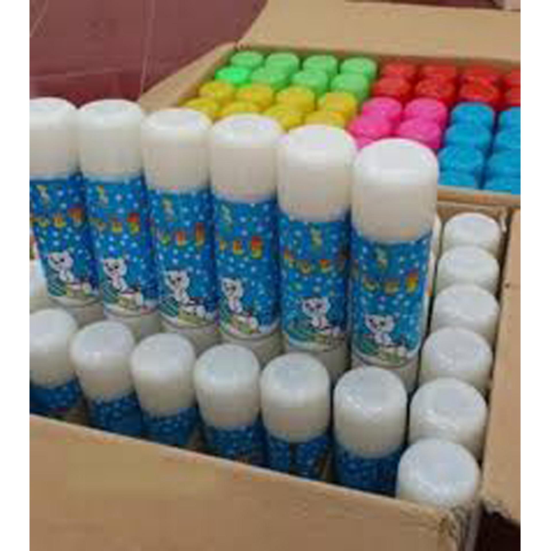 Combo 2 bình xịt tuyết + 1 bình xịt dây