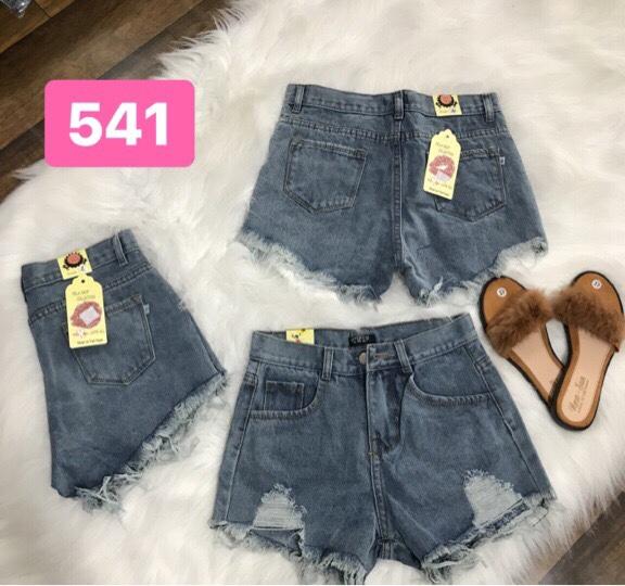 quần short jean nữ kiểu khoét 2 bên