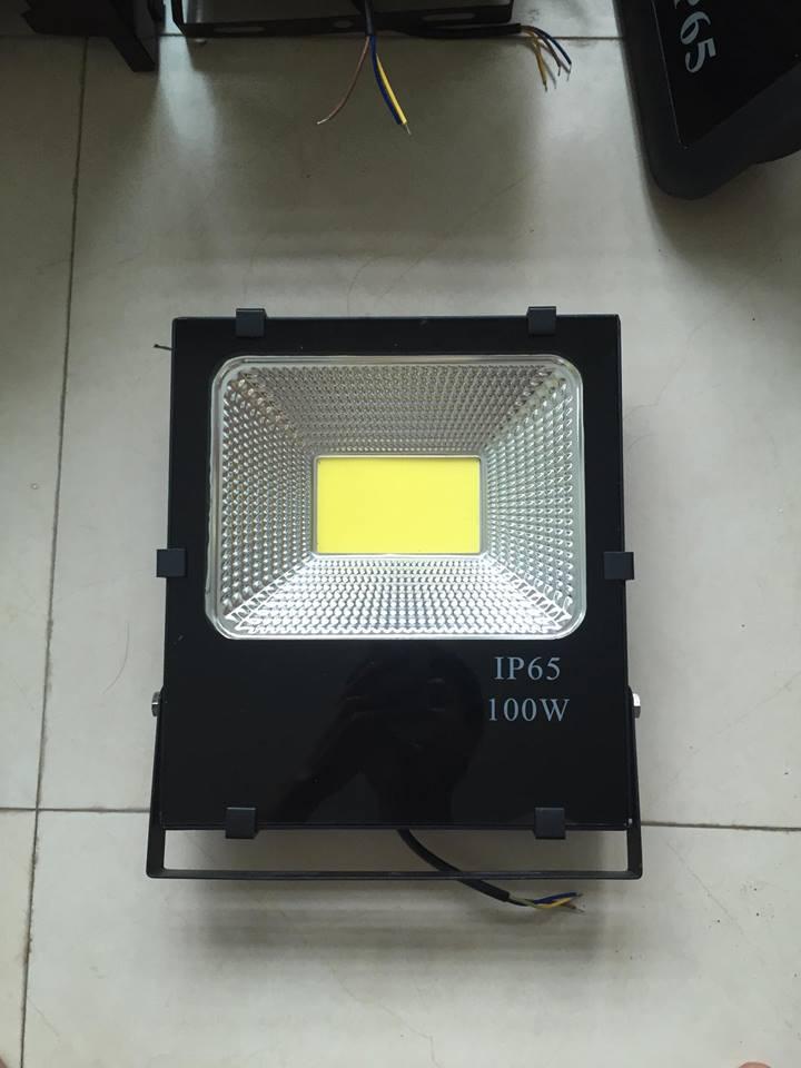 ĐÈN PHA LED 100W - CHÍP LED COB - BẢO HÀNH 2 NĂM