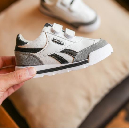 Sneaker Cho Bé Thể Thao Thời Thượng  ( Trắng Xám ) size 22/28