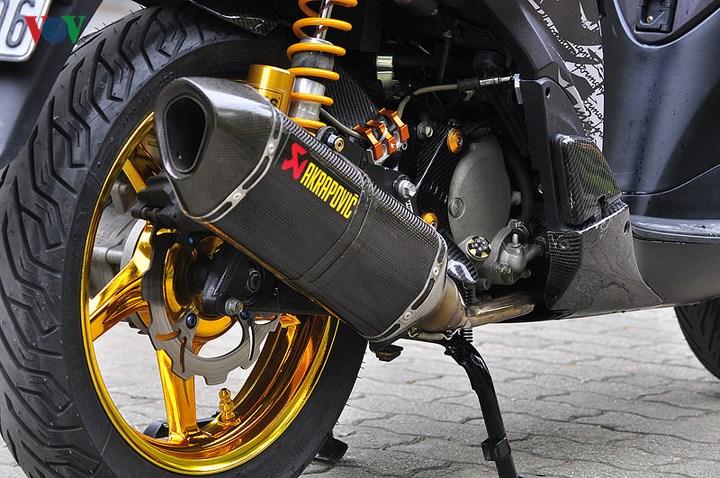 Full set pô xe SH,pô Akapovic full Carbon dòng nhập khẩu gắn cho SH 125i/150i/300i/ sh ý, âm thanh trầm ấm cực hay