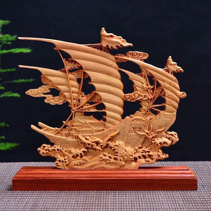 tượng thuận buồm xuôi gió gỗ hoàng dương