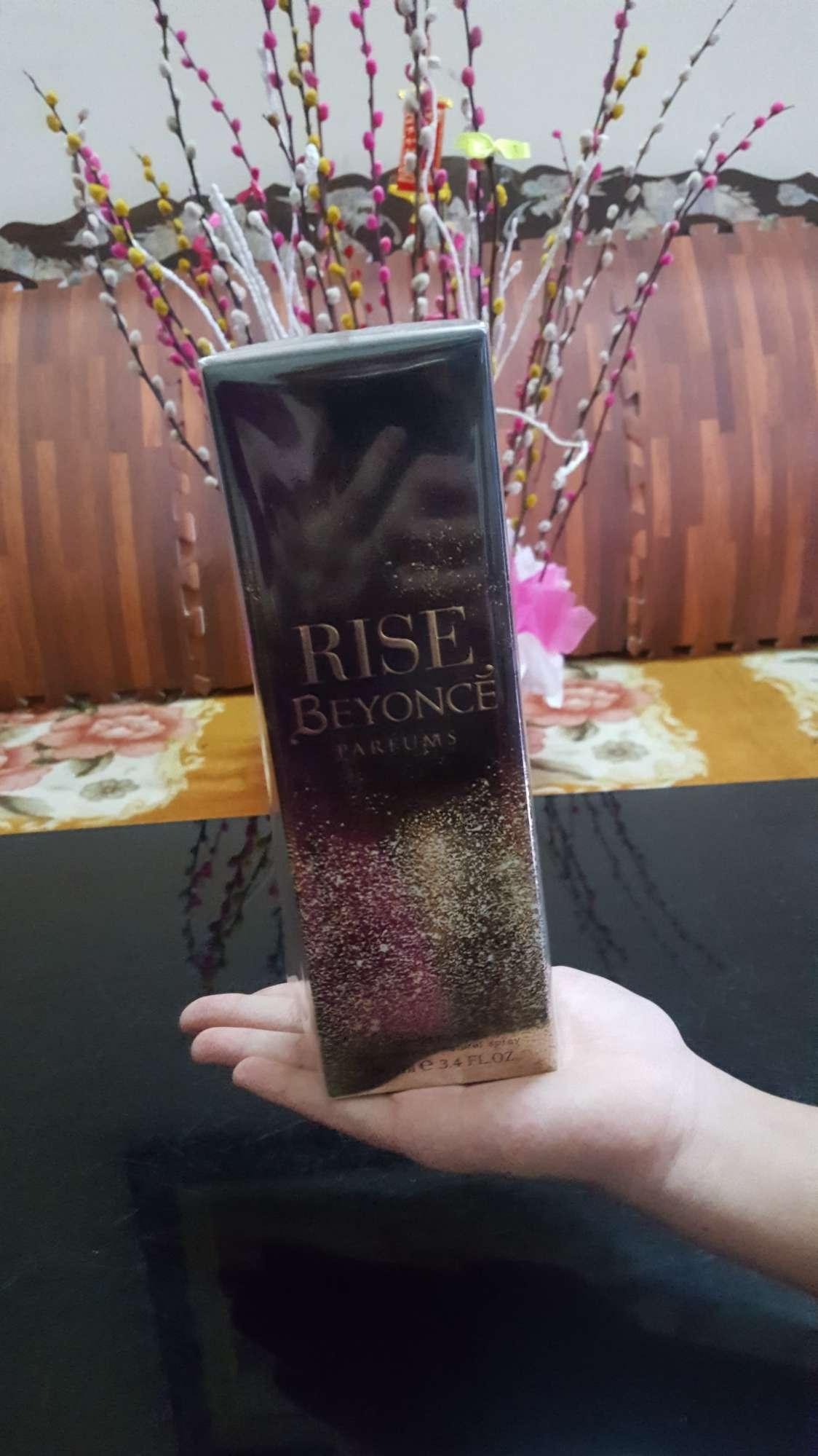 Nước hoa ca sĩ nổi tiếng - Beyonce Rise EDP 100ml