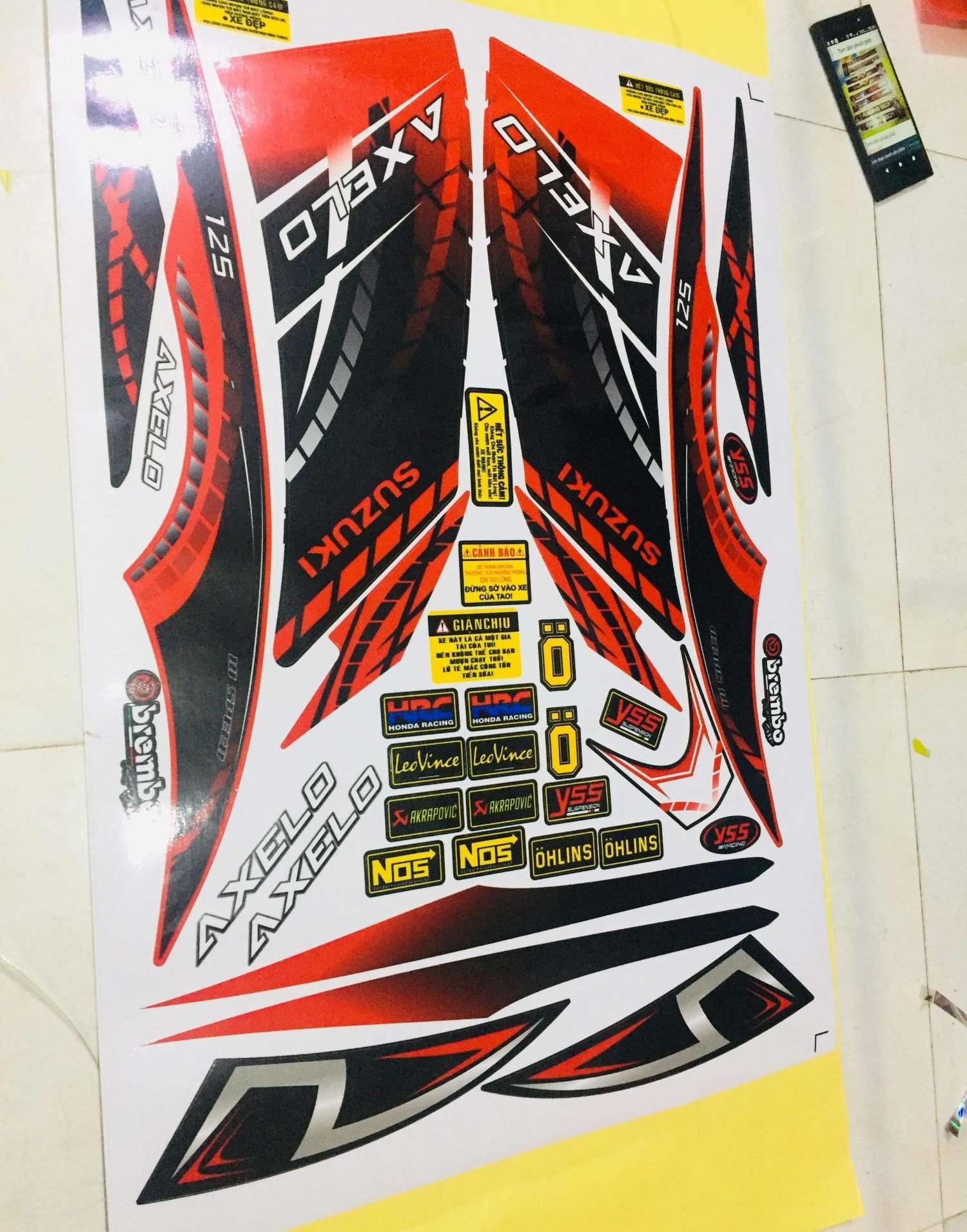 Tem rời axelo đỏ đen sọc caro