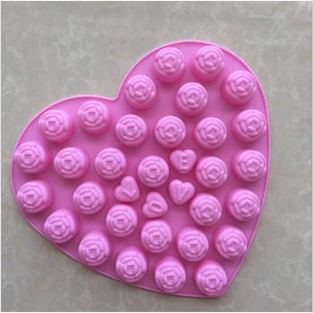 KHUÔN TRÁI TIM SOCOLA HOA HỒNG LOVE