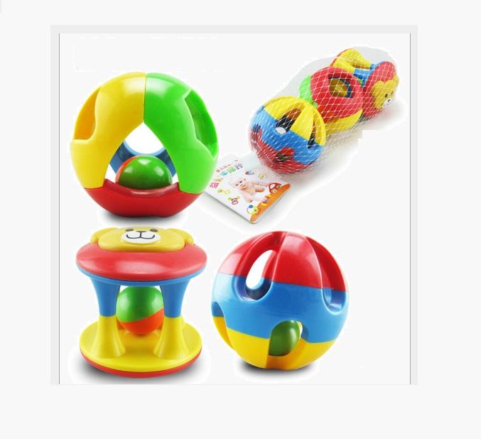 Lục Lạc Xúc Xắc Tập Bò 3 Món Cho Bé