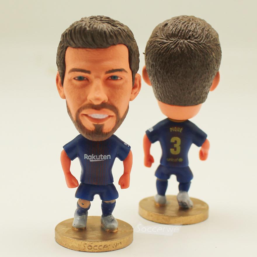 Tượng cầu thủ bóng đá Gerard Pique Clb Barcelona