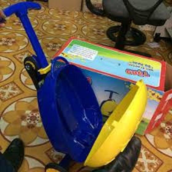 Vali xe trượt cho bé, quà tặng từ Vinamilk
