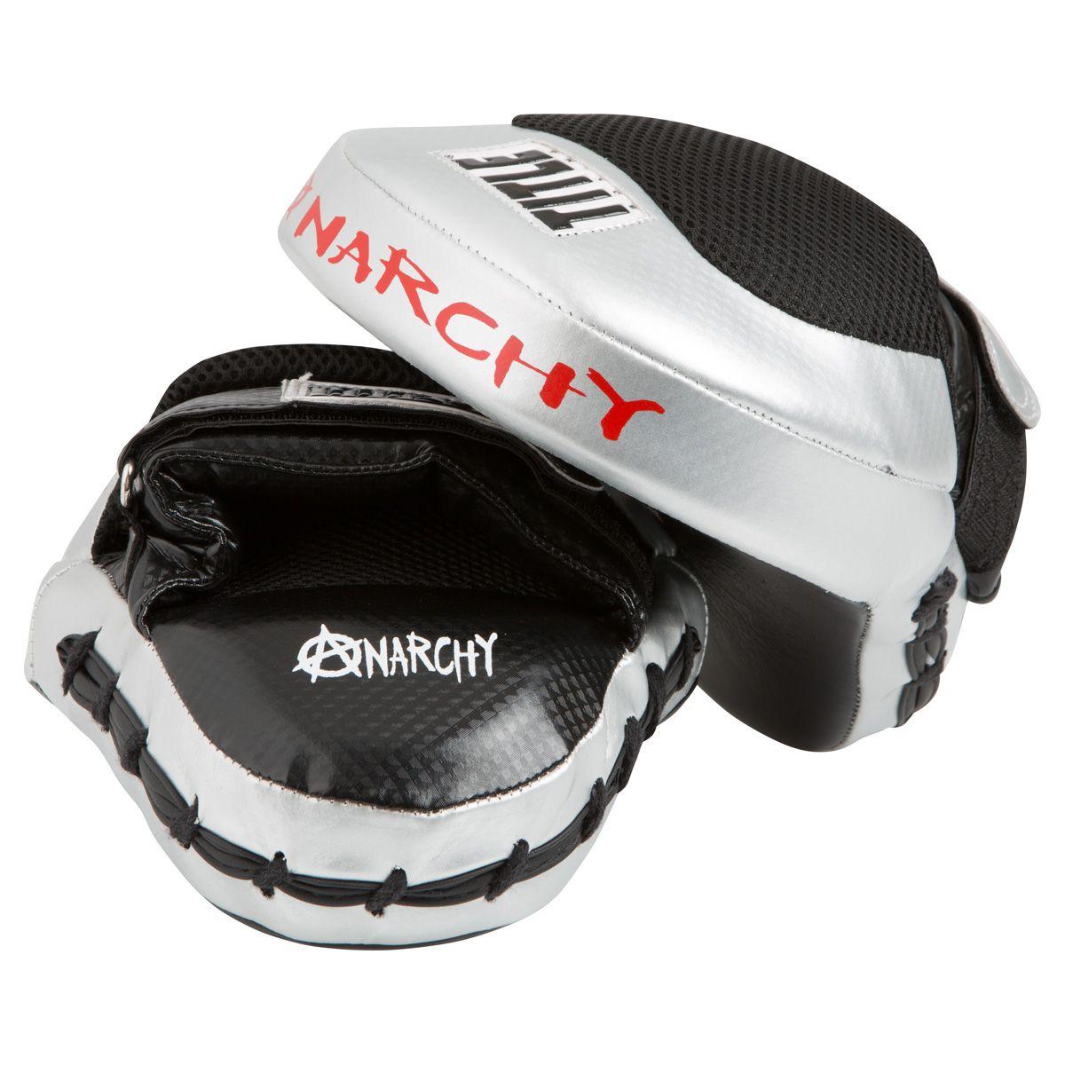 Đích Đấm Title Aerovent Anarchy Punch Mitts
