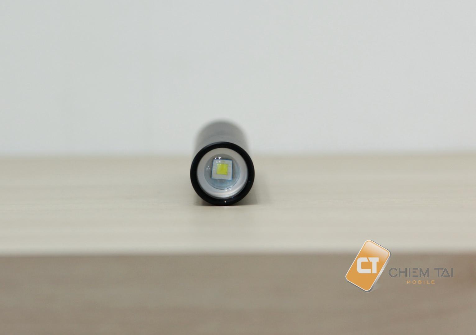 Đèn pin cầm tay BeeBest FZ101