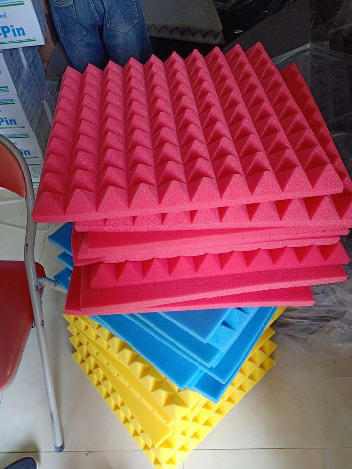 Set 11 tấm Mút xốp tiêu âm hình gai. nhiều màu KT 50x50x5cm + keo dán chuyên dụng