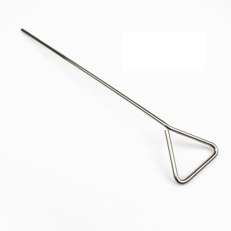 Que cấy trang bằng inox