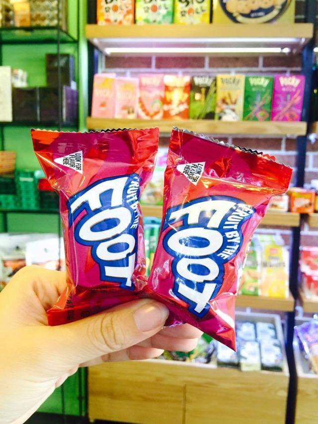 [COMBO 5 cuộn nhỏ]  Kẹo cuộn Foot vị Berry - Mỹ