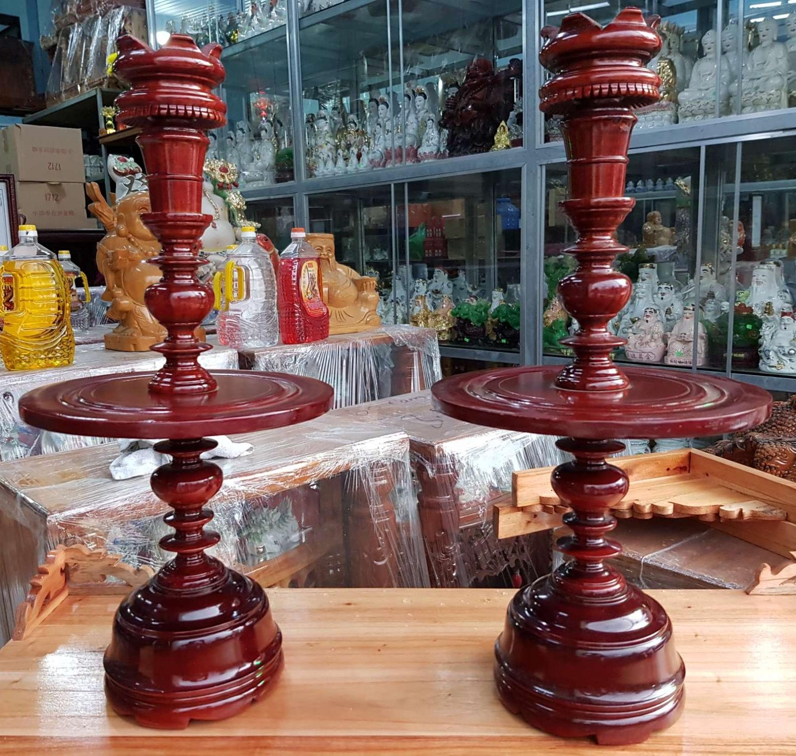 Cặp chân đèn gỗ xà cừ màu nâu đỏ cao 53 cm