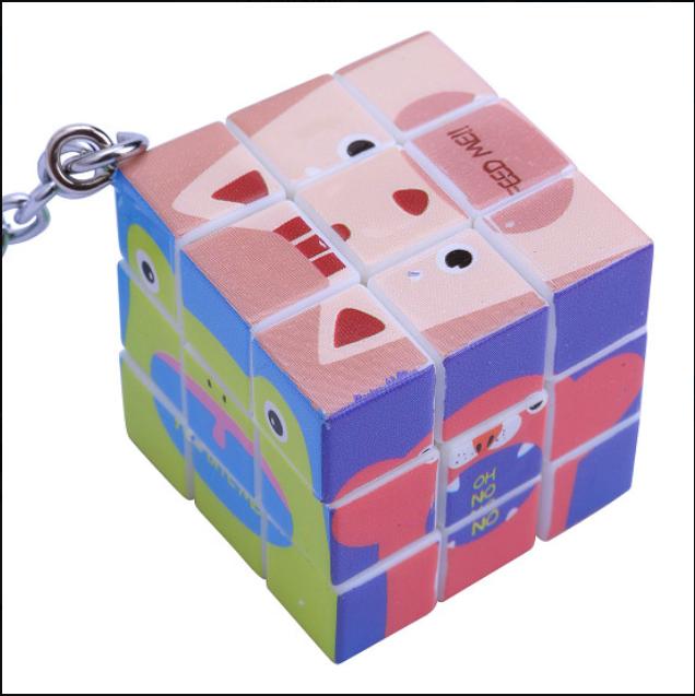 [HCM]Rubik 3x3 có móc khóa (1 cái-họa tiết ngẫu nhiên)