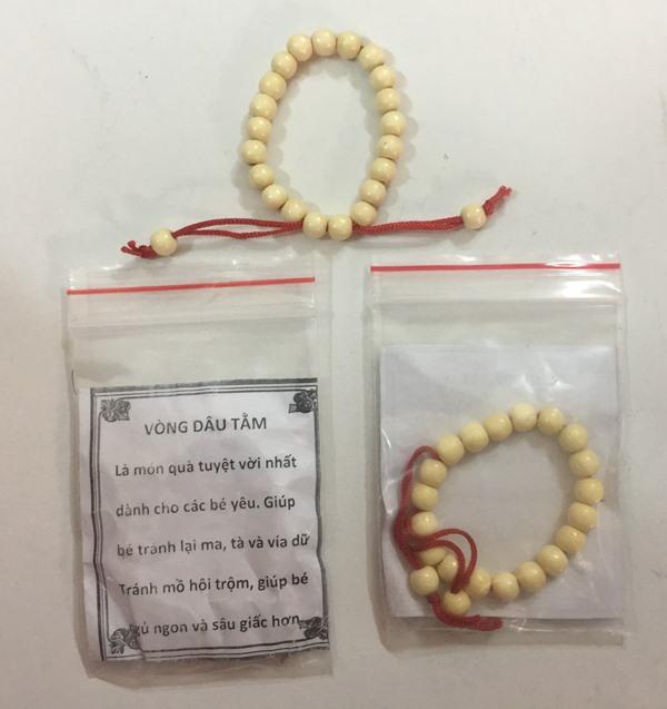 Combo 02 Vòng dâu tằm đeo tay, chân cho bé - cho bé từ sơ sinh đến 4 tuổi SPLT U1015